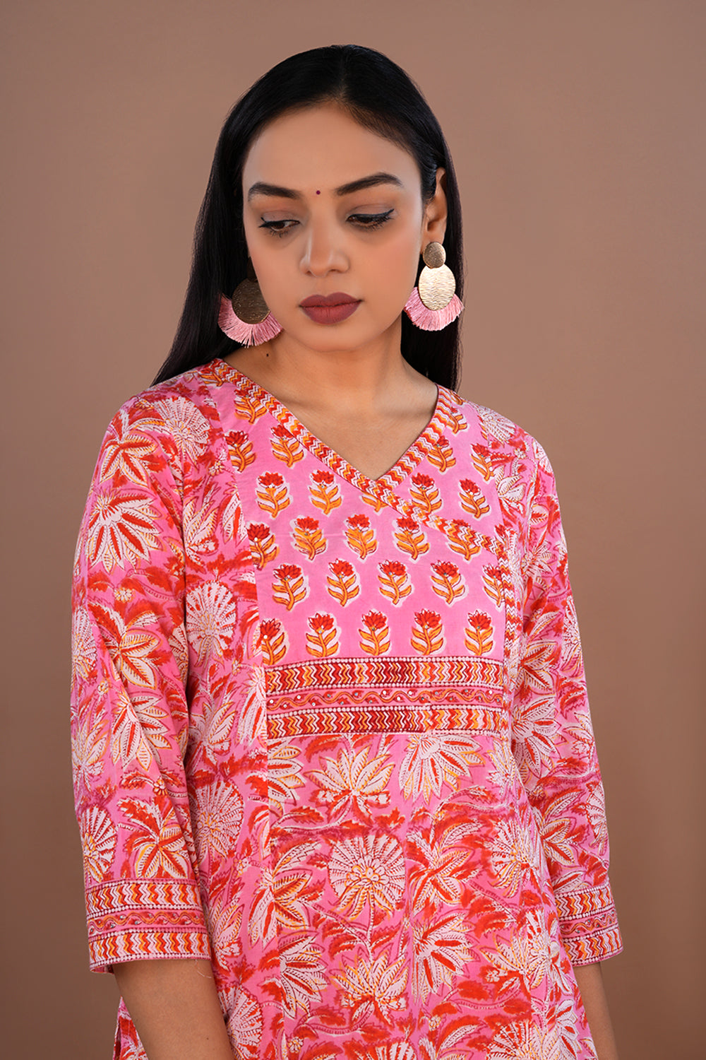 Image of Pink Sanganeri block printed cotton kurta and pants set